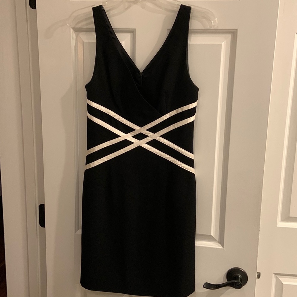 Nicole Miller, V neck, little black dress